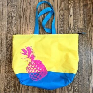 ✨3/$30✨ Pink Pineapple Print Yellow & Blue Lined Tote Bag​​